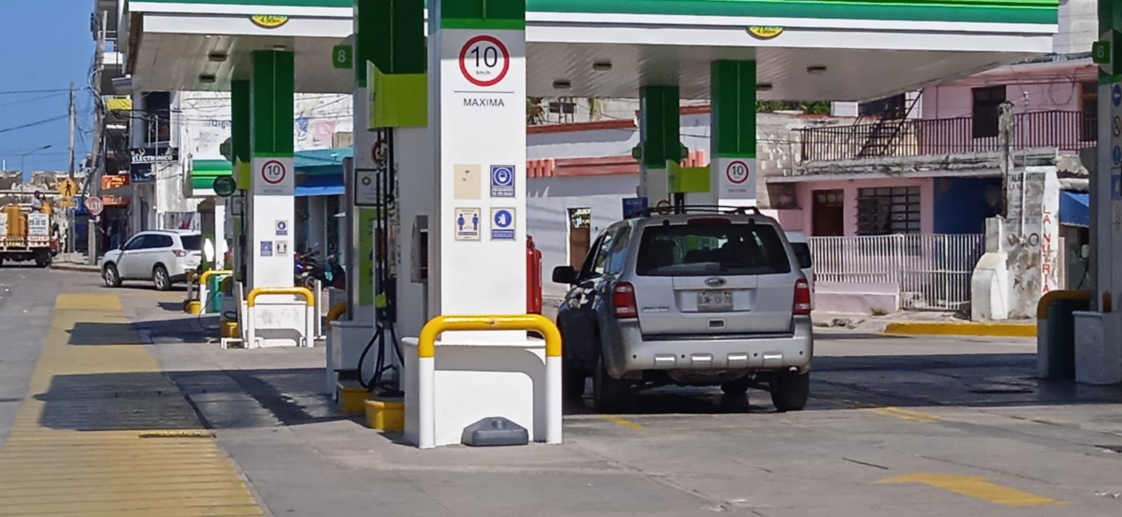 Escárcega y Champotón, con la gasolina más cara en México