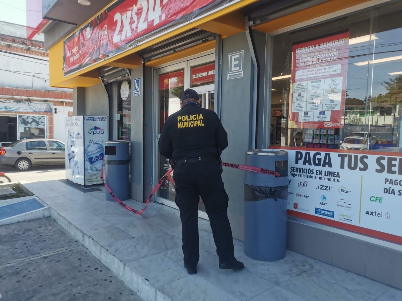 Roban Oxxo en Ciudad del Carmen y sólo se llevan cigarrillos