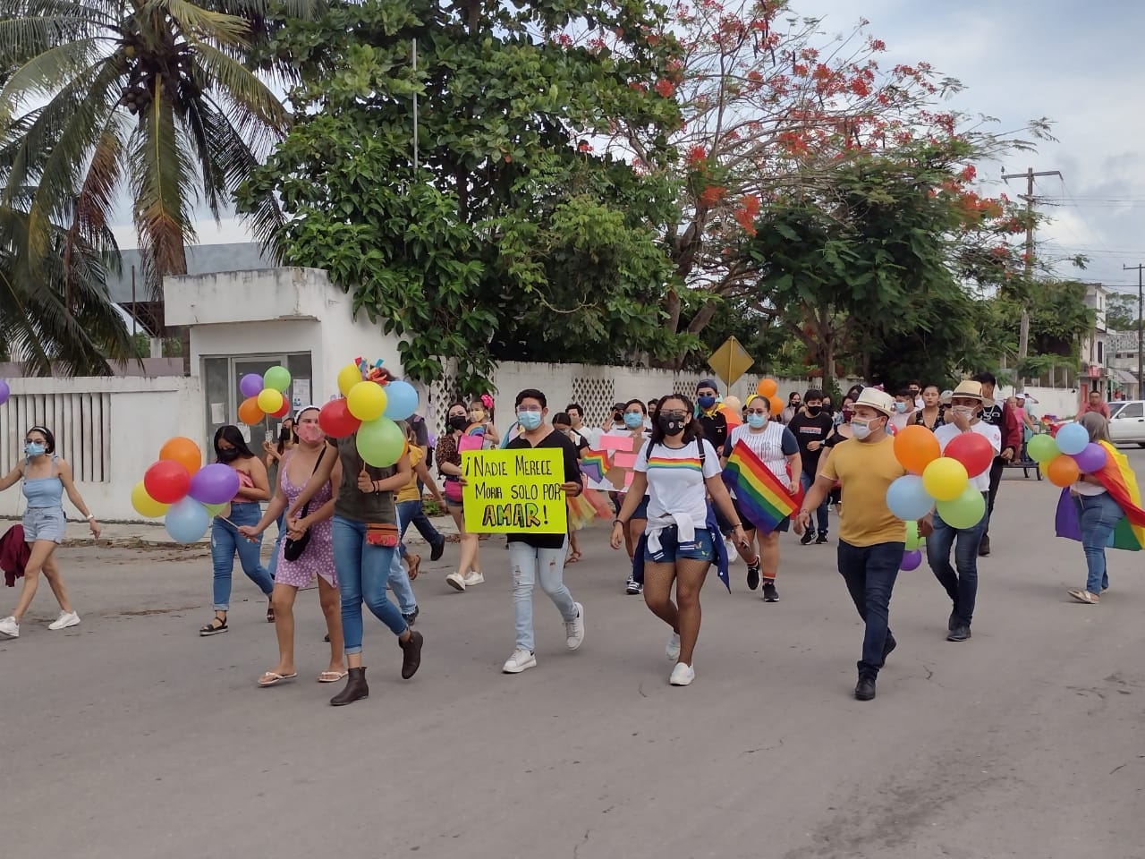 Realizan marcha del orgullo LGBTTTIQ+ en Felipe Carrillo Puerto