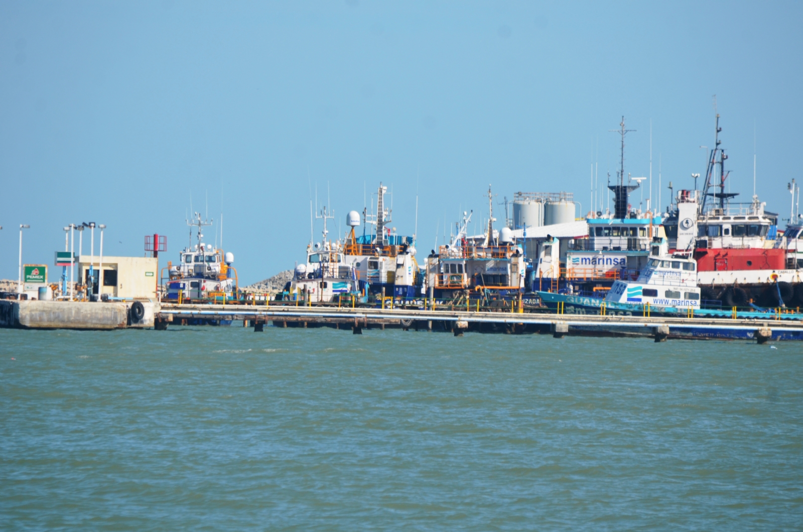 Ambientalistas advierten afectación durante el dragado en el Puerto Isla de Carmen