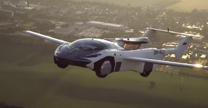 El AirCar tiene una autonomía de vuelo estimada de 1.000 kilómetros