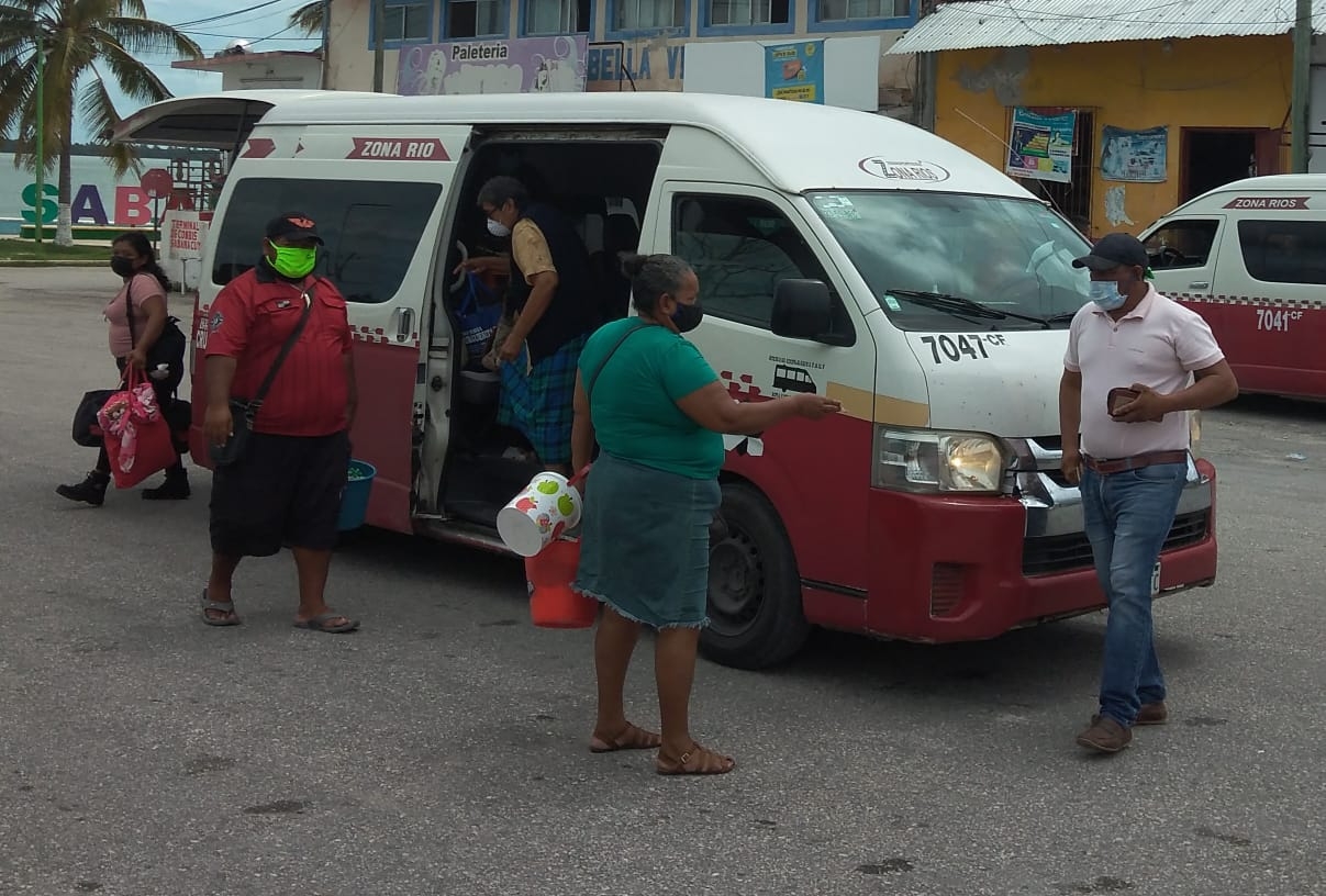 Conductores de combis señalaron que es muy importante no arriesgarse