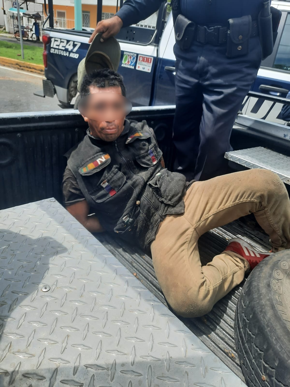 Hombre es detenido tras presunto intento de robo a una ambulancia en Chetumal