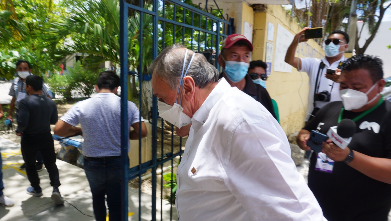 Acusan a Carlos Aysa, Gobernador de Campeche, por 'esconder' irregularidades de 'Alito'