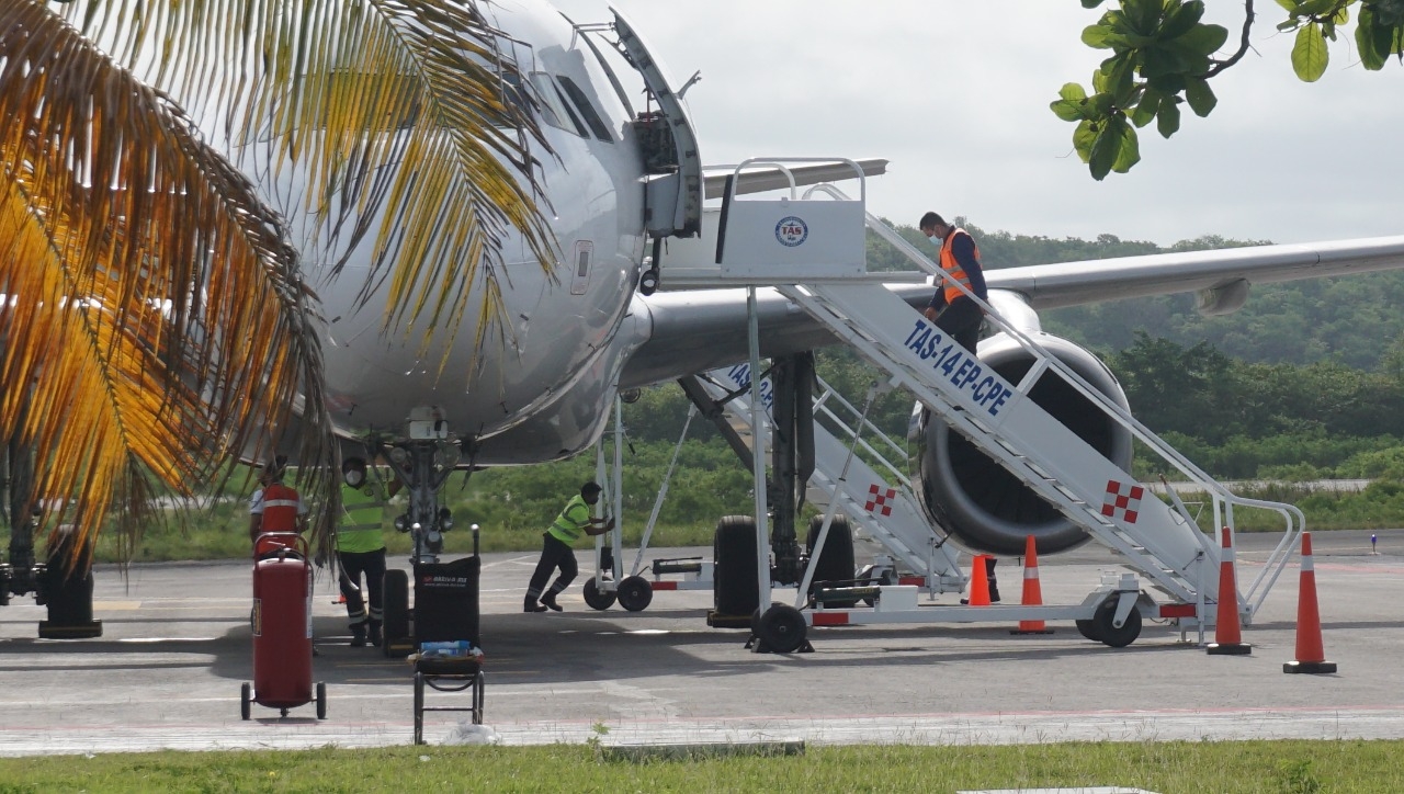 Viva Aerobus y Volaris continuaran con tres conexiones de llegada