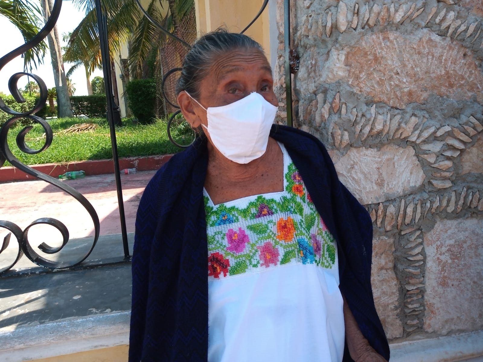 Abuelita gana 'pleito' a sus hermanos por tierras en Xcupil, Campeche