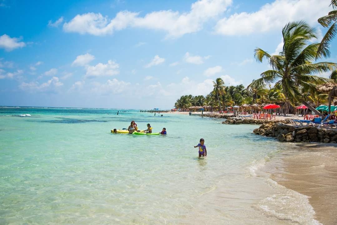 Los turistas son retenidos en el puerto Costa Maya de Mahahaul, por lo que no visitan más zonas del destino turístico