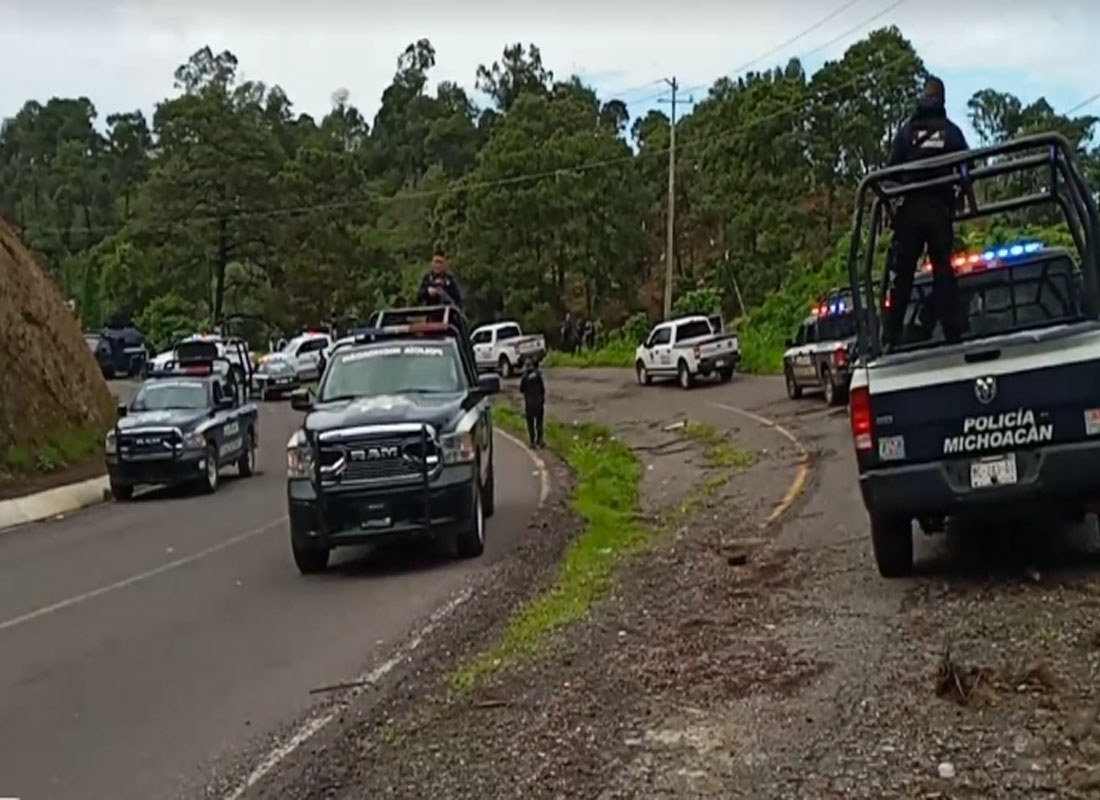 Se desata balacera entre policías y civiles en la Uruapan- Gabriel Zamora: VIDEO