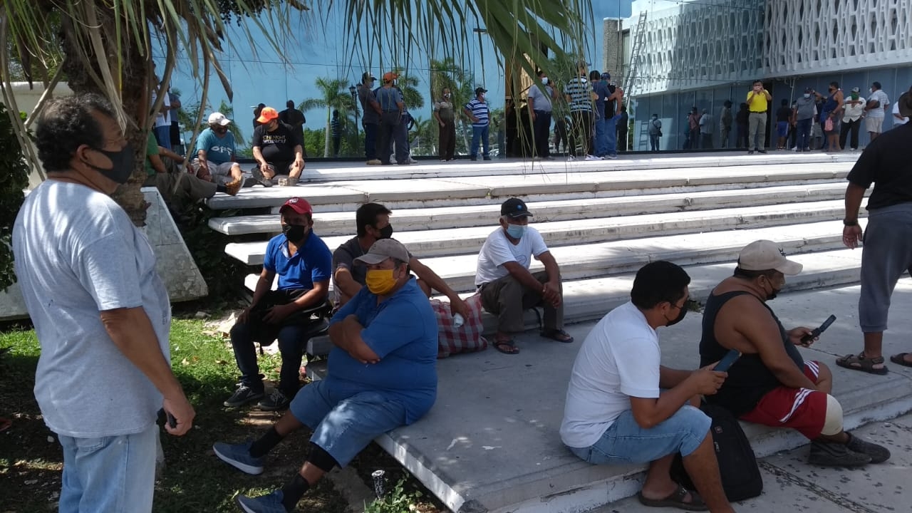 Pescadores de Campeche demandan apoyo por temporada de pulpo