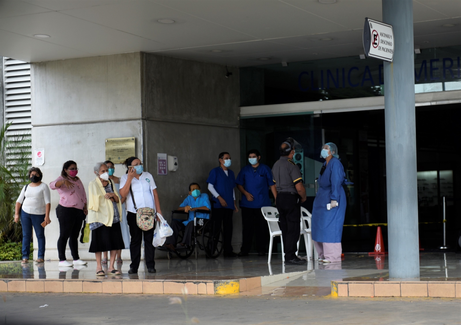 Pacientes gastan hasta un millón de pesos para librar el COVID-19 en Yucatán
