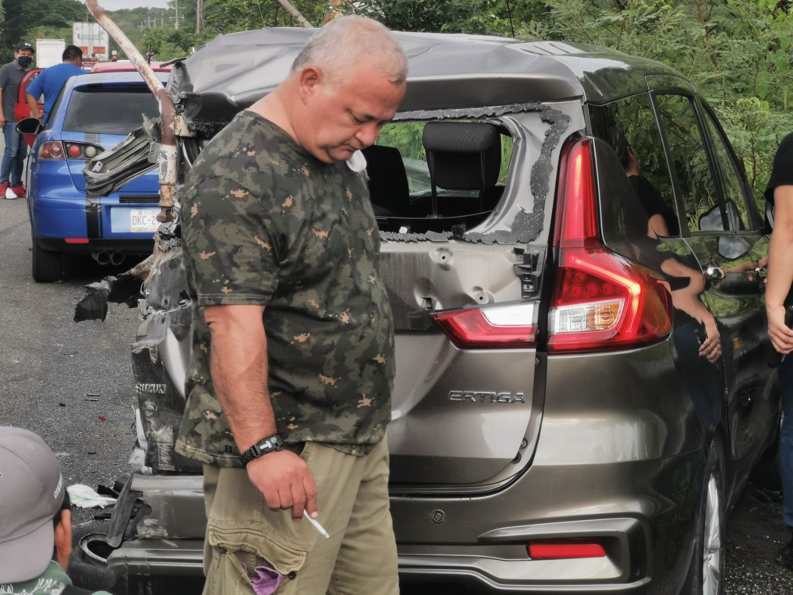 Los menores de edad bajaron del auto para hacer sus necesidades fisiológicas