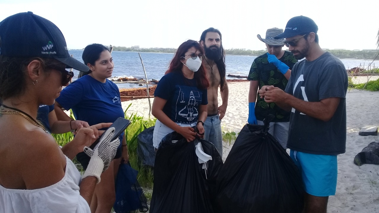 Se recolectaron un total de 30 kilos de basura, con la participaron de 18 personas