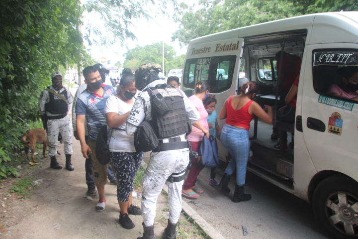 Autoridades realizan operativo de seguridad en el arco norte de Cancún