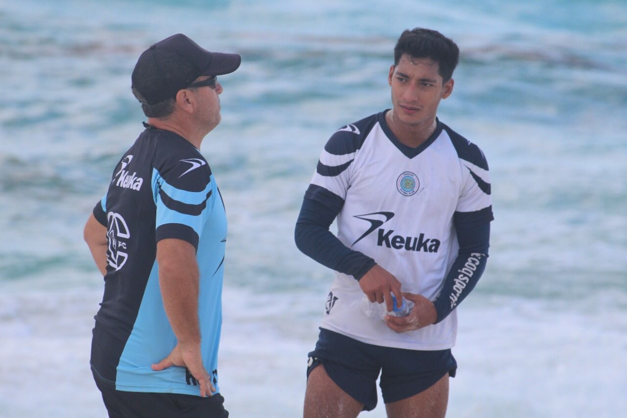 El futbolista venezolano indicó que luchará por un lugar durante la pretemporada para demostrarle a Federico Vilar su talento