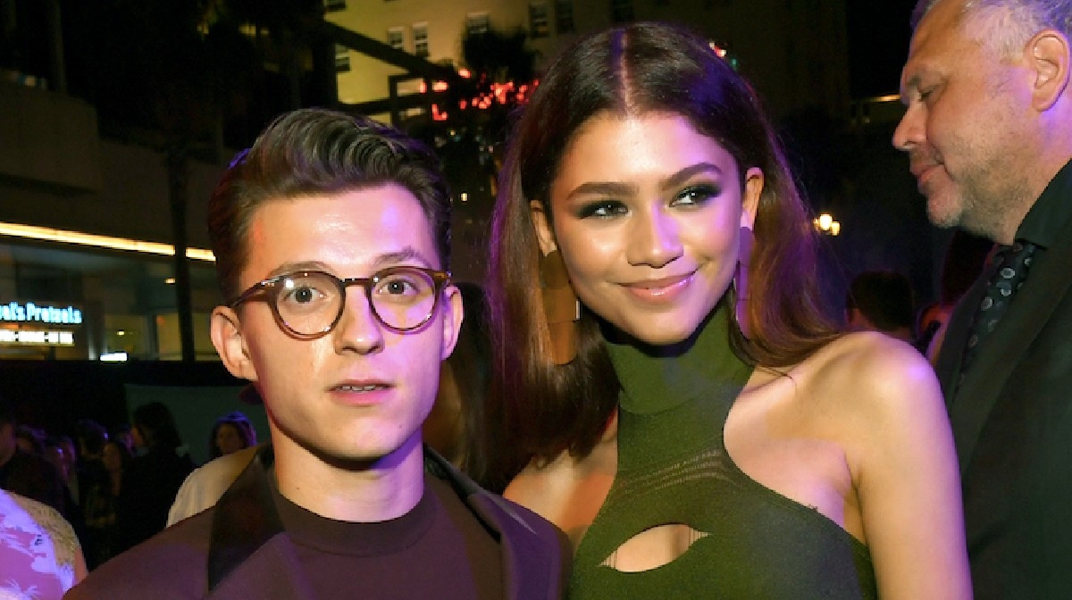 'Cachan' a Zendaya y Tom Holland en pleno beso: FOTOS