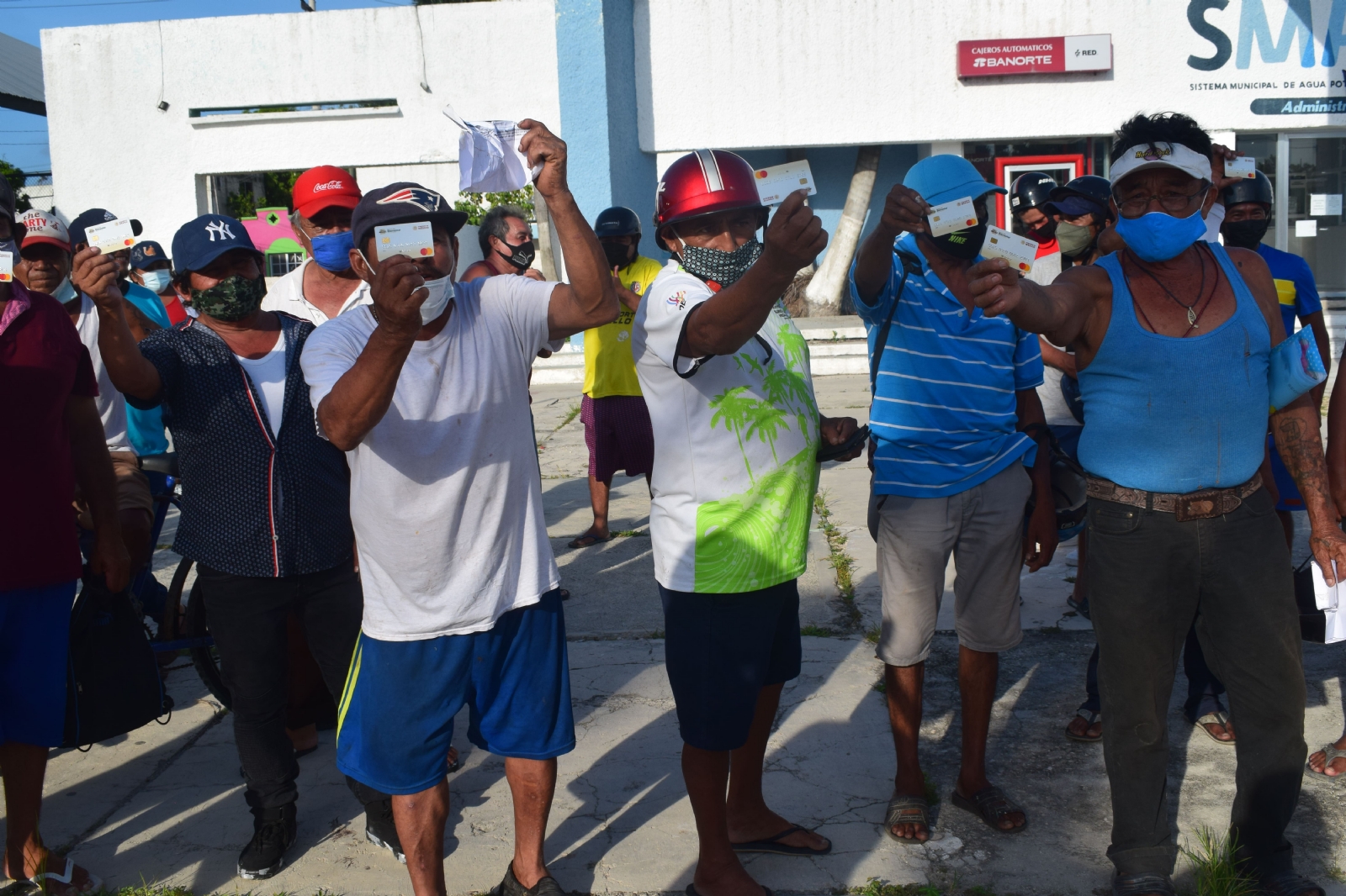 Pescadores de Progreso se manifiestan por retrasos en los pagos de Bienpesca