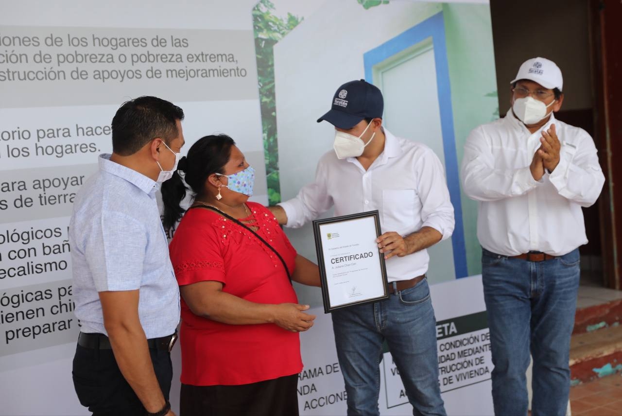 Mauricio Vila comparte las acciones realizadas durante su visita al municipio de Temozón