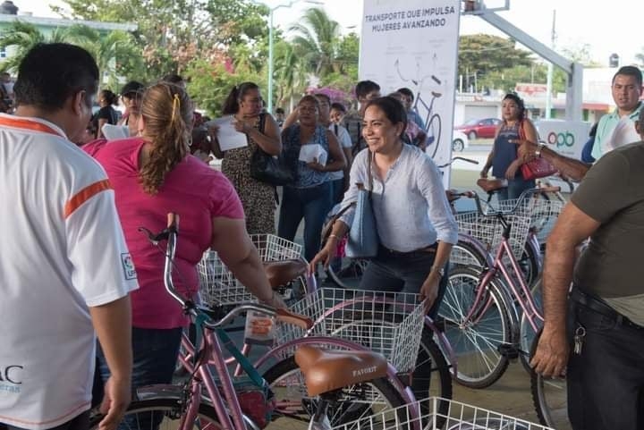 Más de 20 mujeres reclaman devolución de dinero por fraude