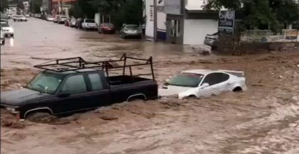 Lluvias en Nogales, Sonora dejan al menos un muerto