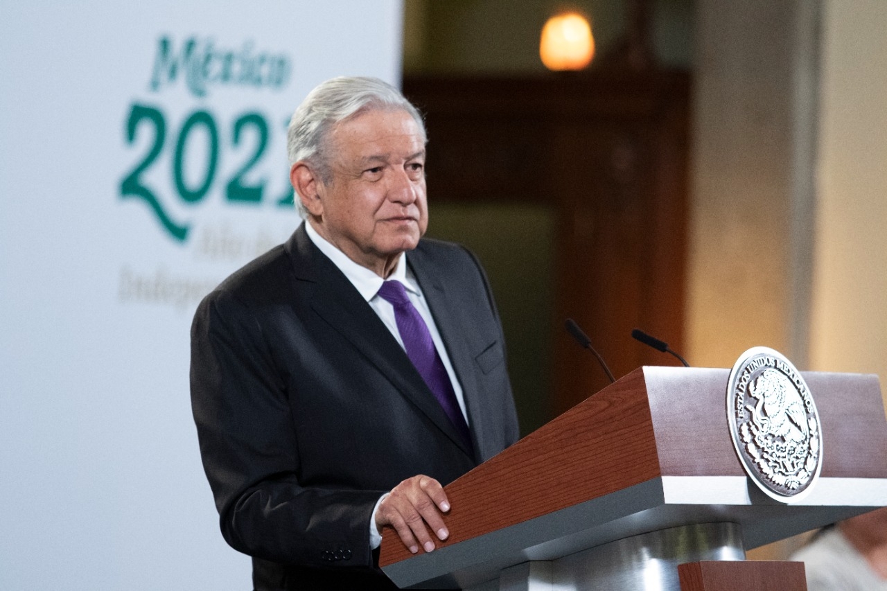 Dueño de El Universal envía carta a AMLO en respuesta a sus constantes ataques