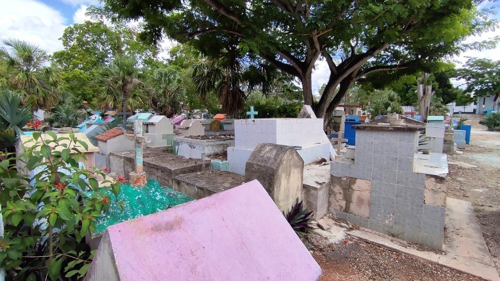 Ciudadano se quejan que no pueden entrar al cementerio de José María Morelos