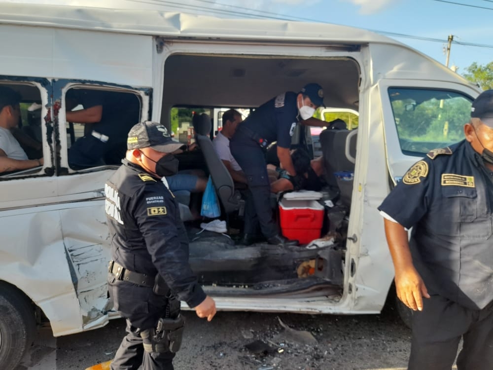 Choque en el Pueblo Mágico de Valladolid deja cinco turistas lesionados