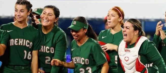 Federación Mexicana de Softbol aplicará sanciones a deportistas que tiraron sus uniformes