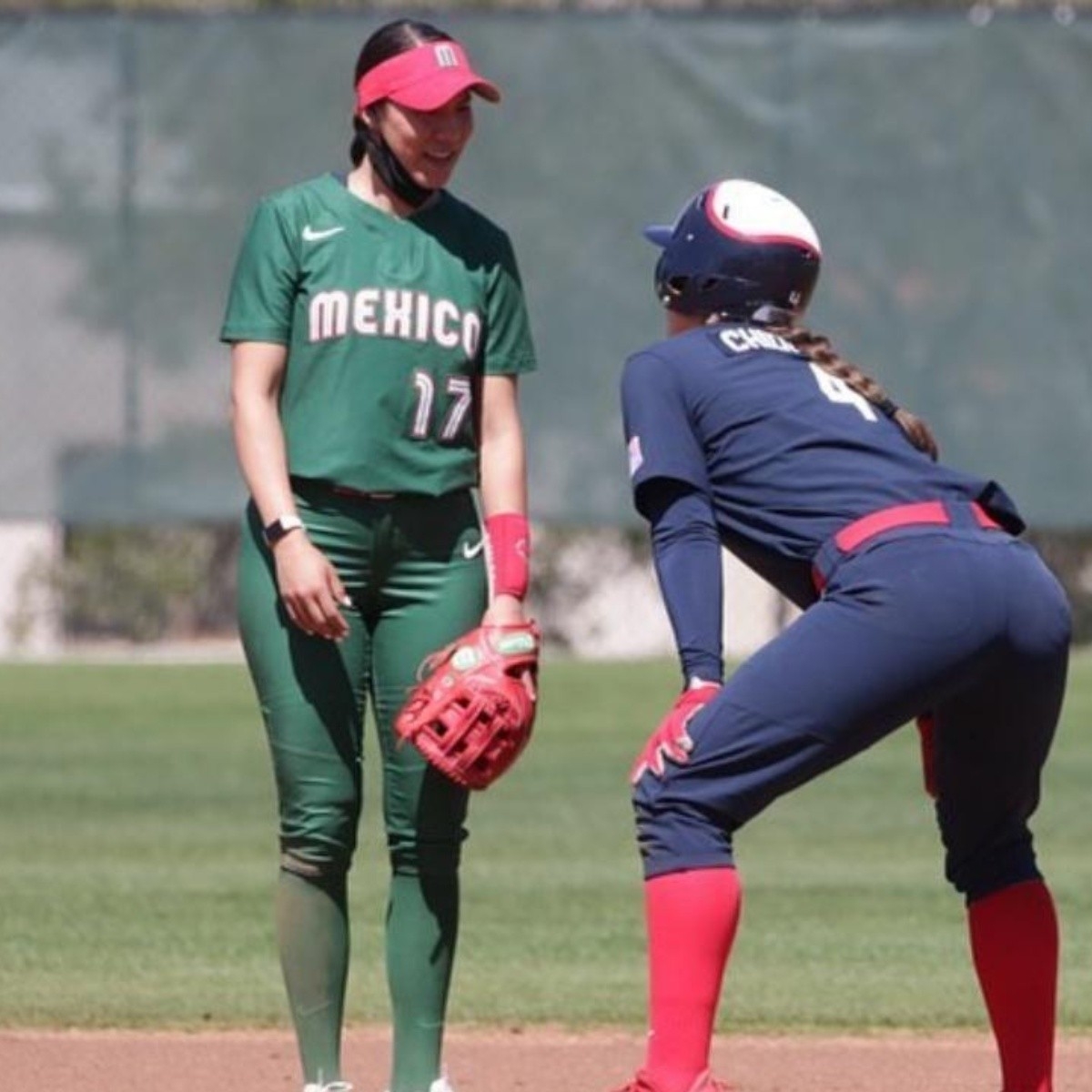 No queríamos faltar al respeto: Jugadora de equipo de softbol mexicano se disculpa