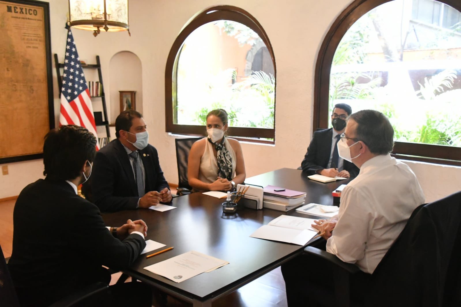 Marcelo Ebrard y Senador de California coinciden en acelerar diálogo para reapertura de frontera