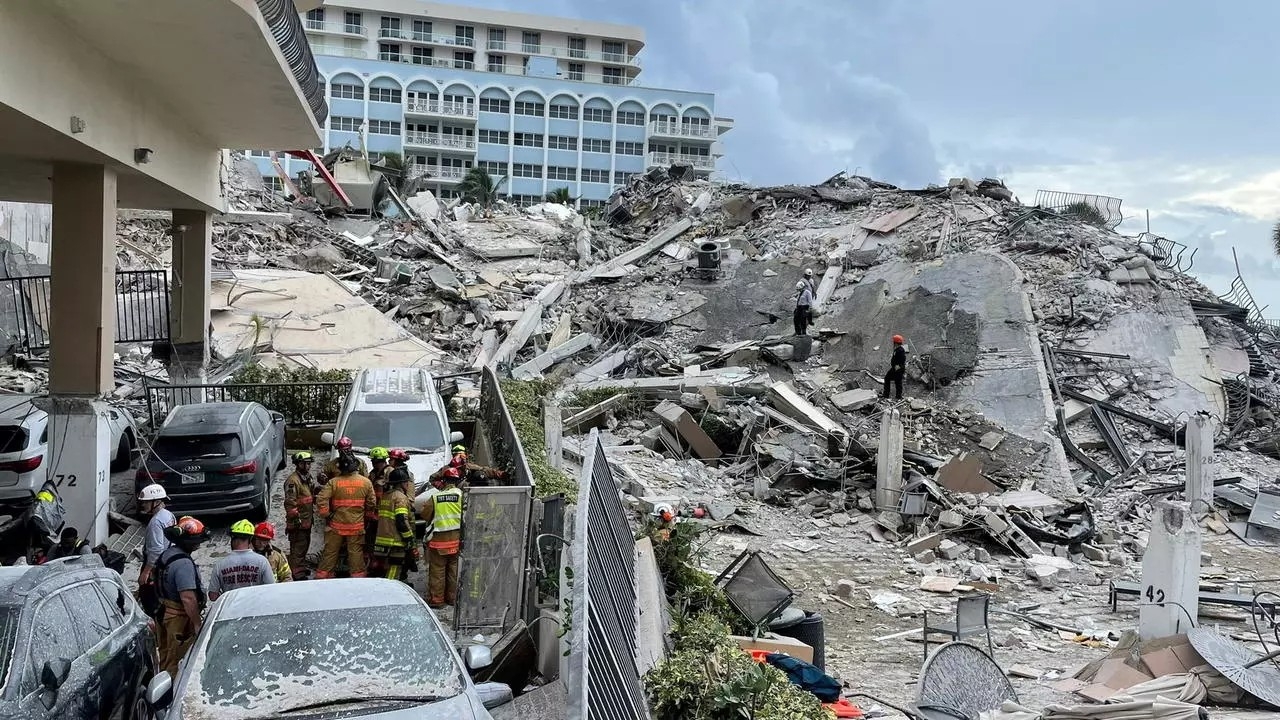 Aumenta a 60 el número de muertos por derrumbe de edificio en Miami