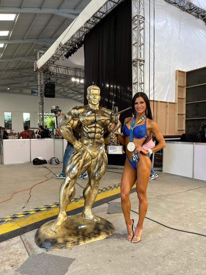 Cinthya Ventura se llevó el oro en la Bikini Clasificadas