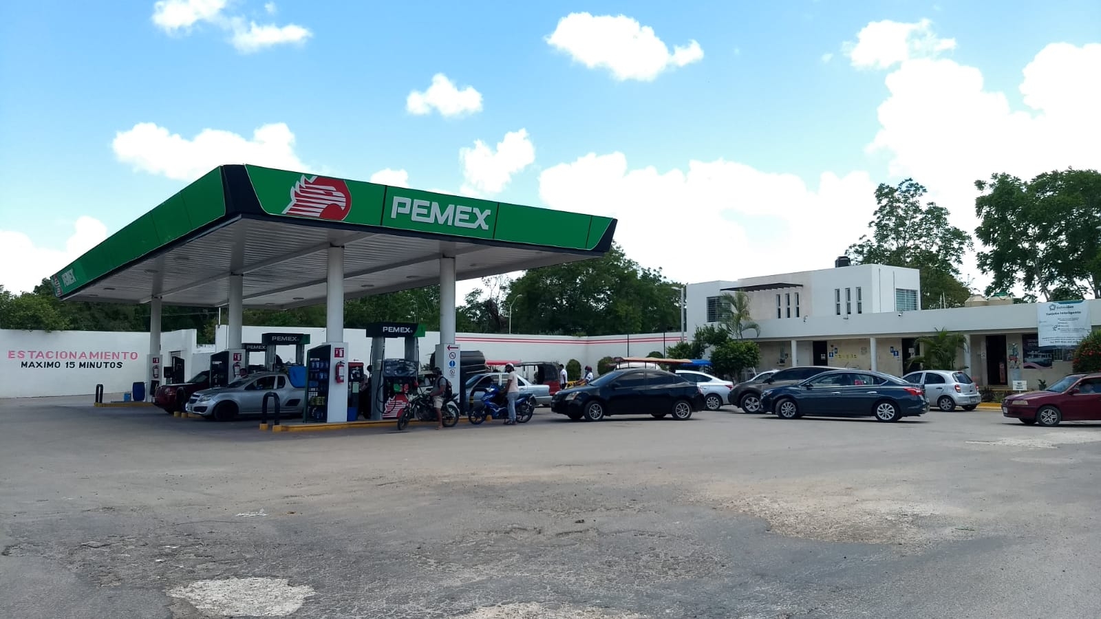 Gasolinera en Cancún, con el combustible premium más caro de México: Profeco
