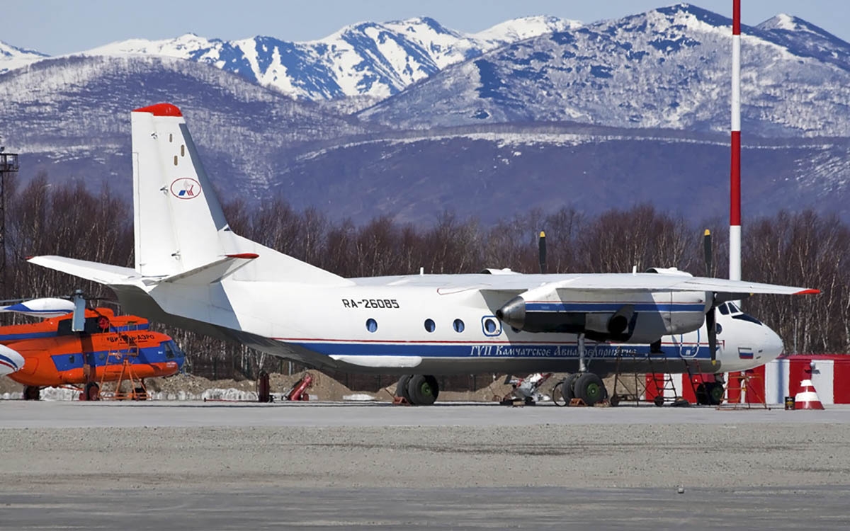 Hallan los restos del avión con 28 pasajeros desaparecido en Rusia