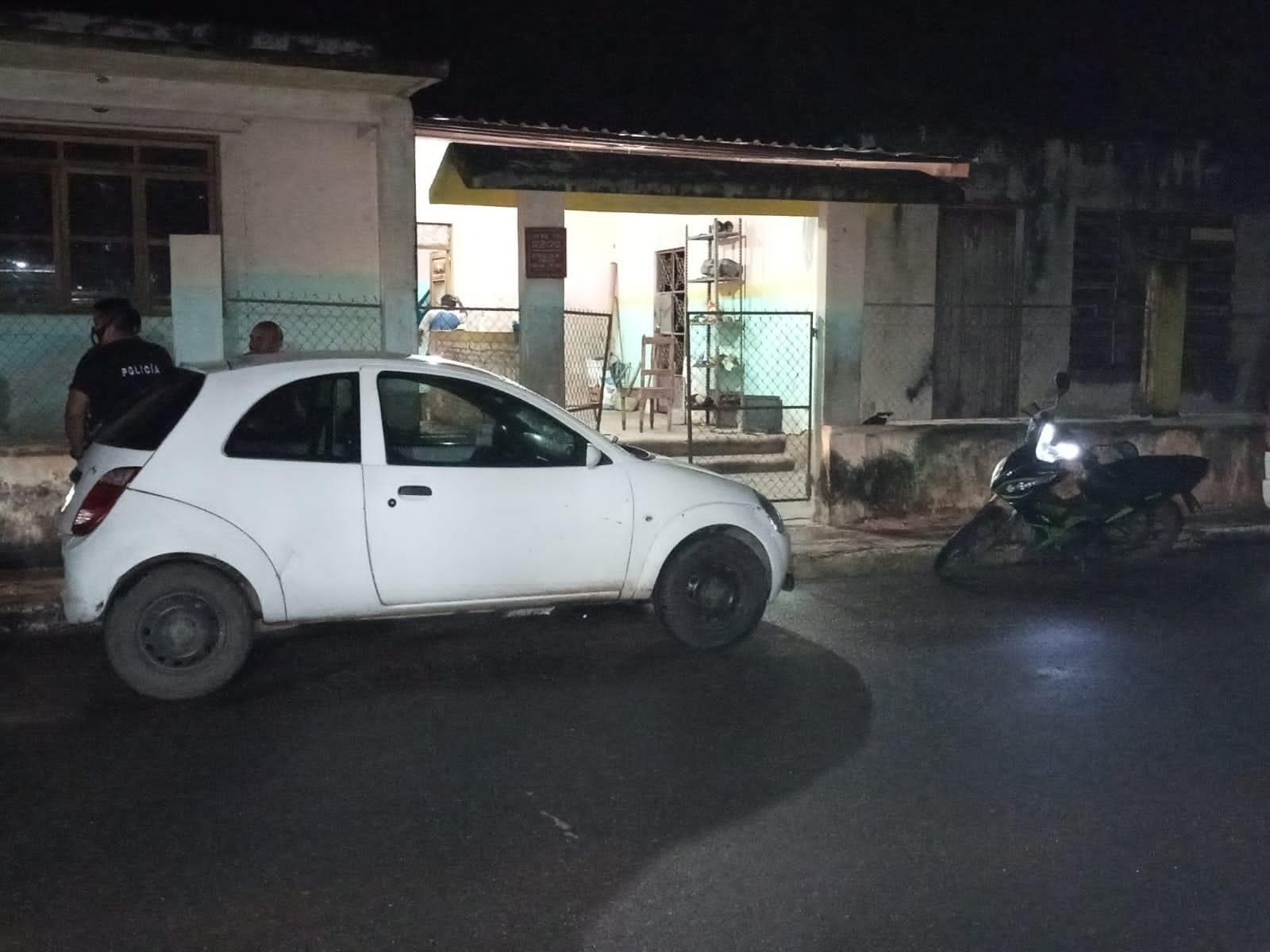 Conductor choca contra un auto y huye del lugar de los hechos en Calkiní, Campeche