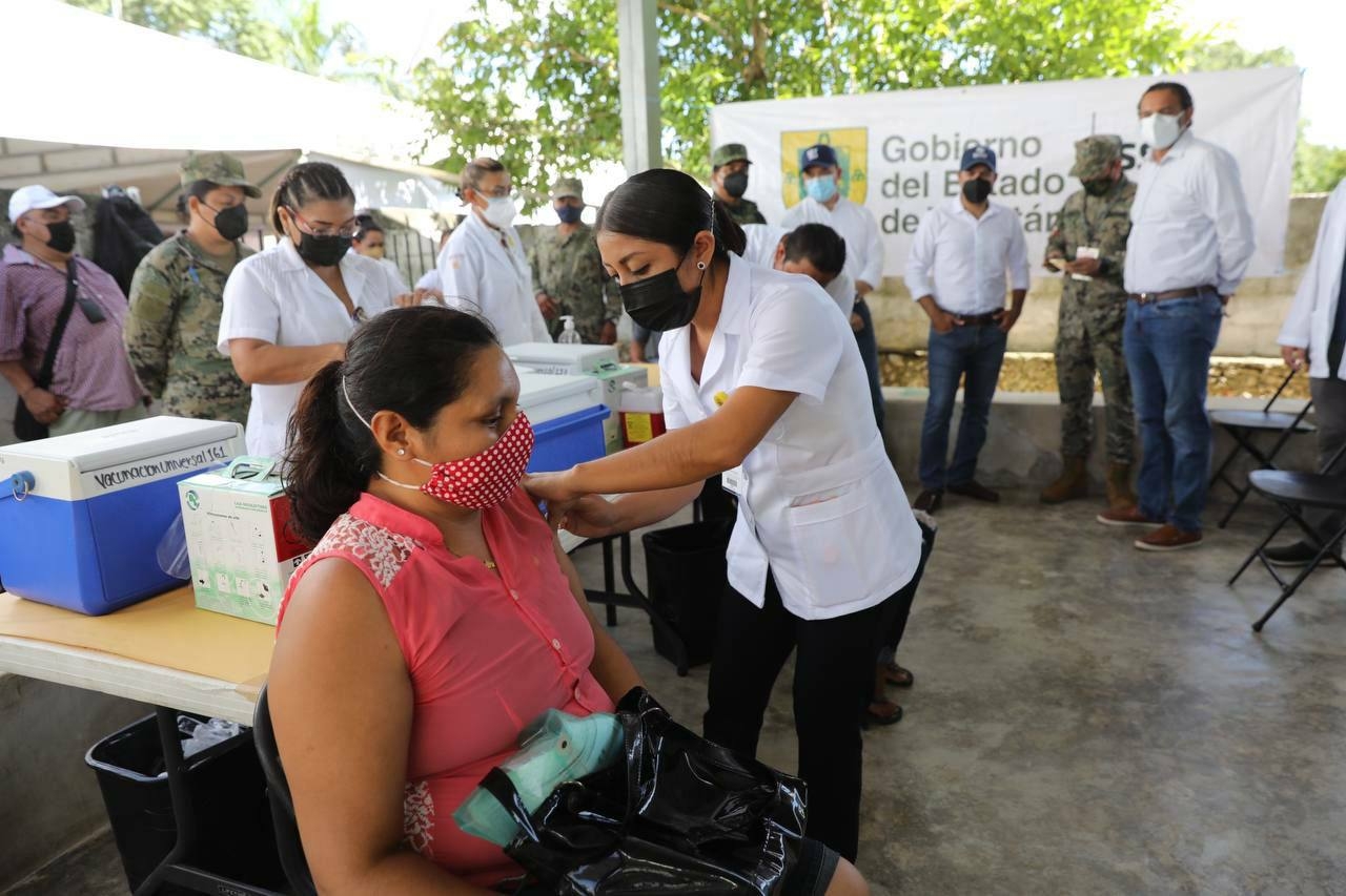 Parar recibir tu vacuna deberás ubicar tu módulo y fecha correspondiente y llevar ropa cómoda