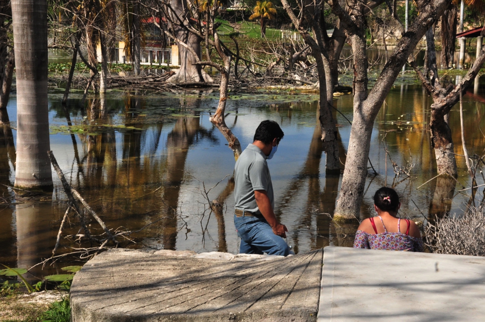 Imposible rellenar el parque hundido de San José Tecoh: Regidora del PRI