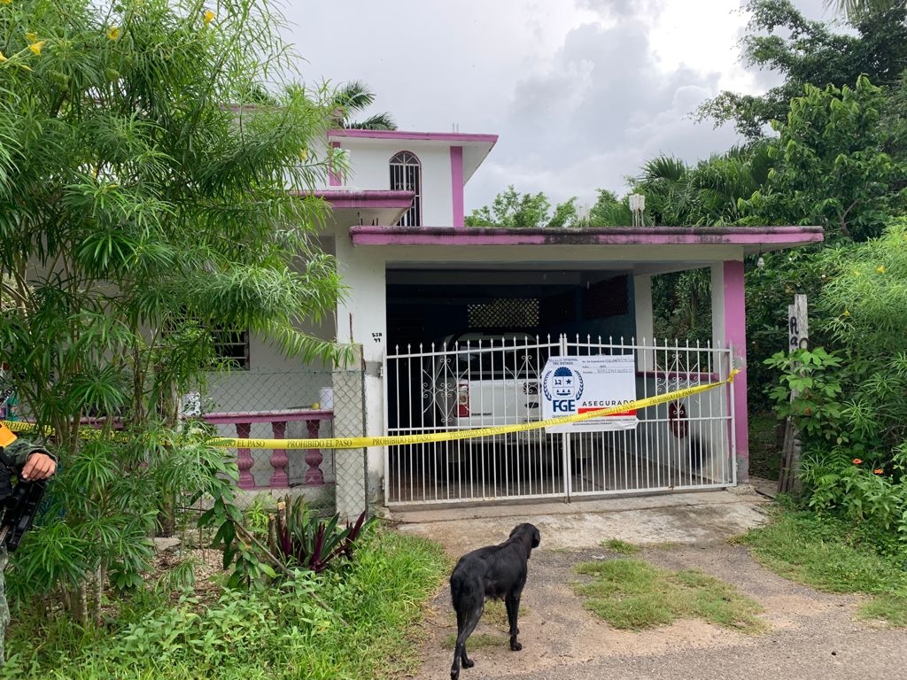 La casa cateada quedó a disposición de la FGE Quintana Roo luego de finalizar el operativo en Laguna Guerrero, al sur del estado