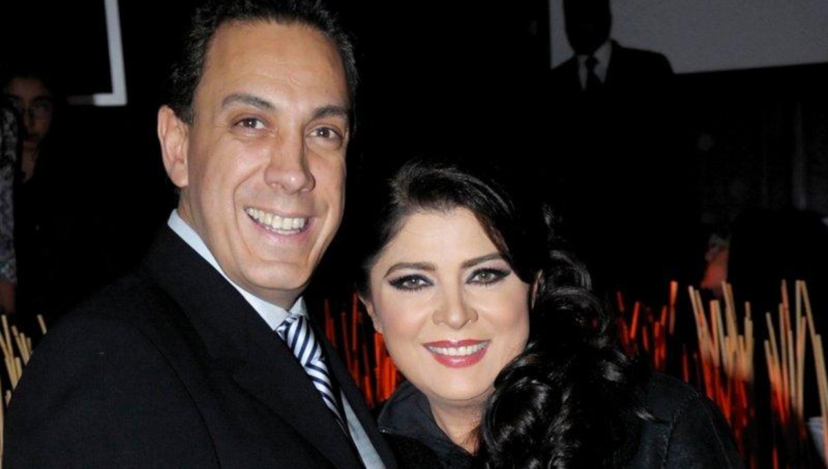 Esposo de Victoria Ruffo revela que le extirparon parte del pulmón tras padecer COVID-19