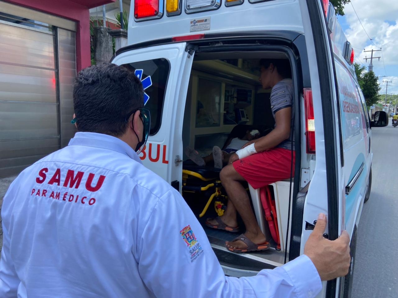 La niña de siete años fue trasladada al hospital tras recibir un fuerte impacto en el rostro