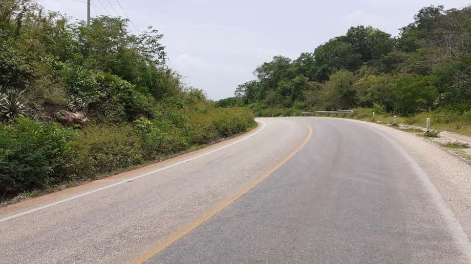 Operadores de transporte exigen eliminación de tramo carretero José María Morelos-Polyuc