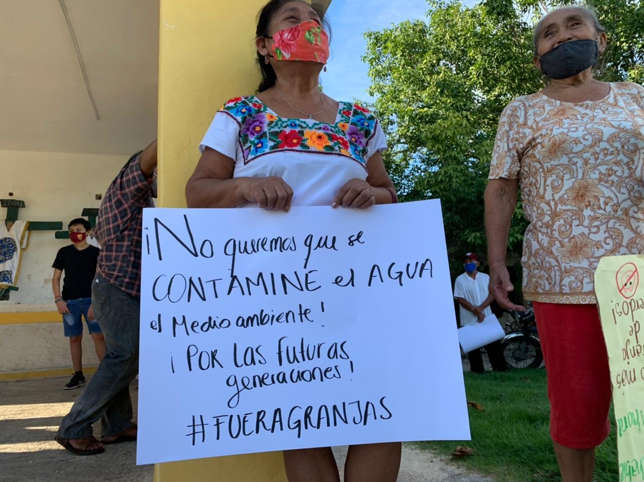 Habitantes de Sitilpech protestan contra granja de cerdos en Izamal: EN VIVO