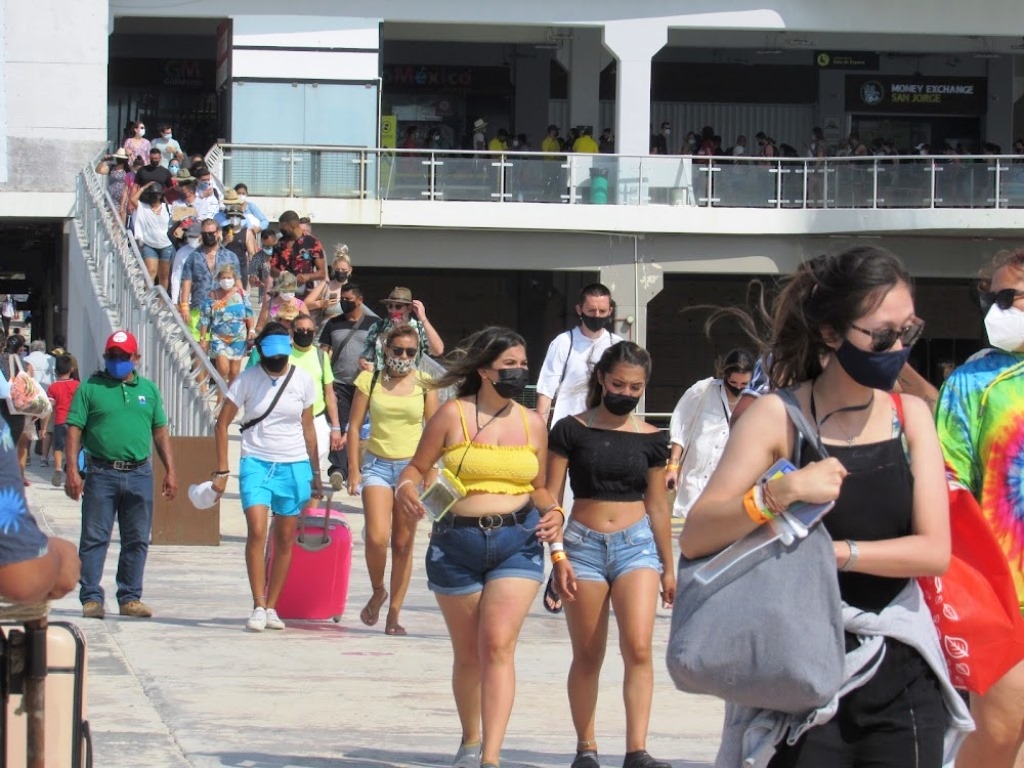 Navieras insisten en operar de manera alterna en la ruta Playa del Carmen-Cozumel