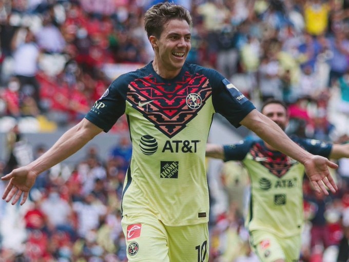 América derrota al Atlas con un hombre menos y ya es líder general de la Liga MX