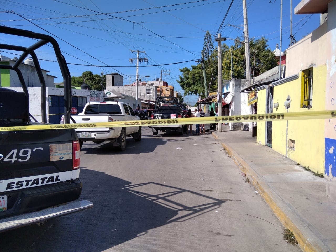 Ejecutan a hombre al interior de su automóvil en Ciudad del Carmen