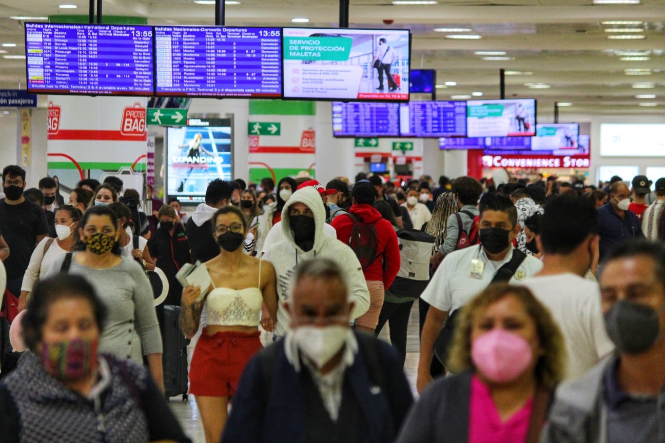 El aeropuerto de Cancún suspendió 130 vuelos entre ayer y hoy debido a las condiciones climatológicas por Grace