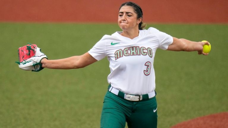 La pitcher dio su versión sobre la polémica de los uniformes tirados y reveló que fue su último juego con el combinado nacional