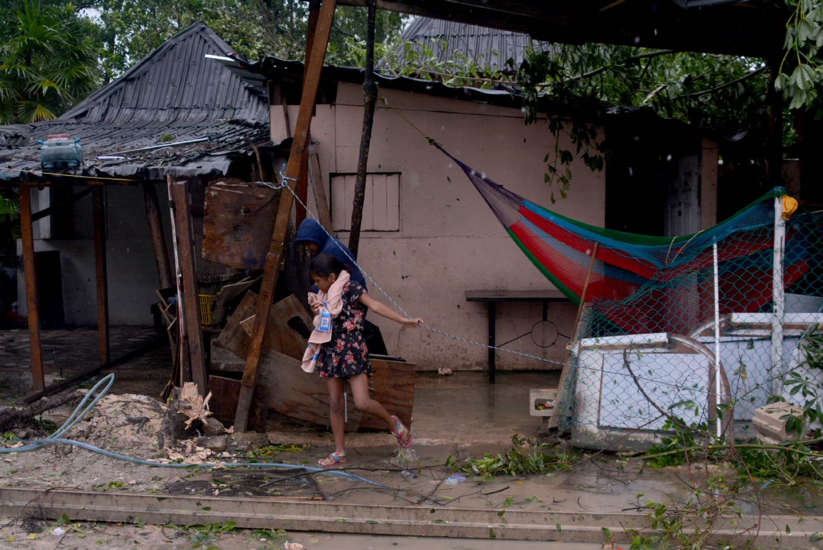 Los habitantes de las colonias irregulares no quisieron abandonar sus casas por miedo al robo de sus pertenencias