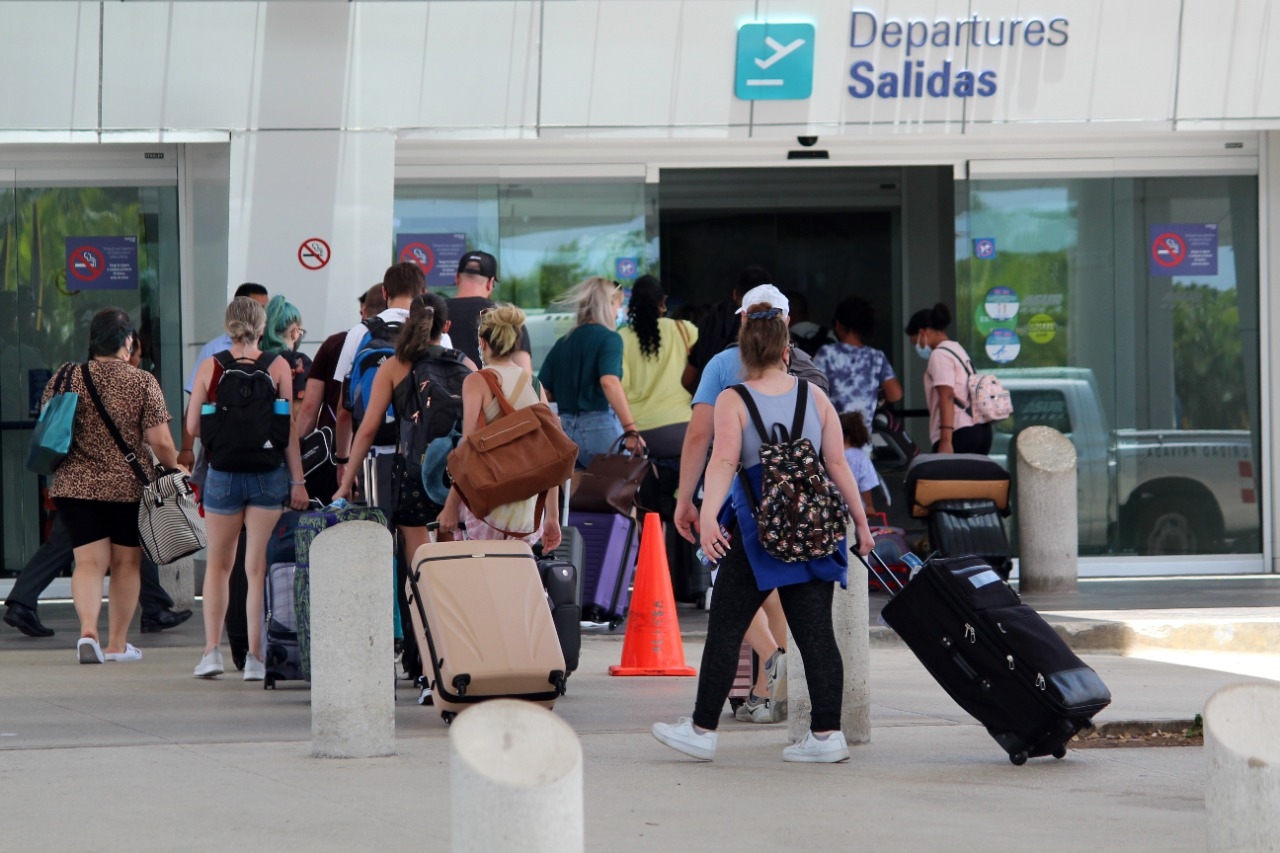 Aeropuerto de Cancún, sin cancelaciones; reporta 453 operaciones