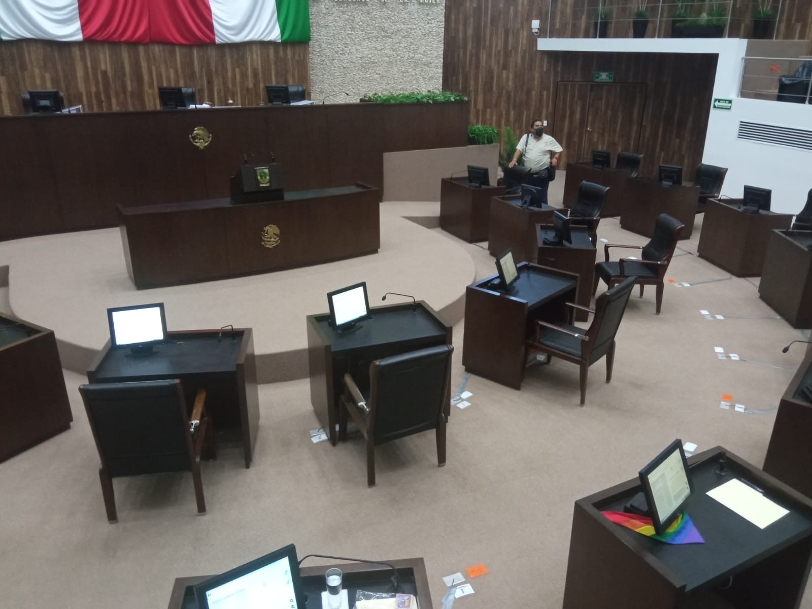 Diputados atrasan sesión para discutir matrimonio igualitario en Yucatán