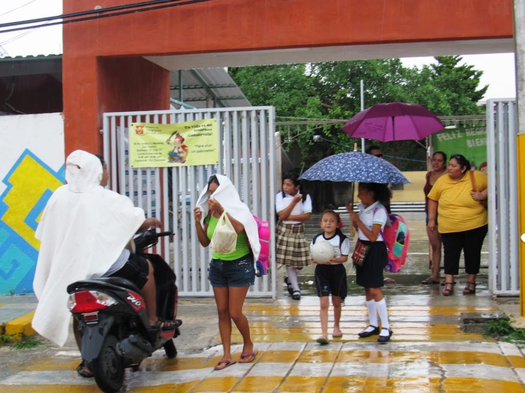 Muerte de una niña por COVID-19 en Cozumel cuestiona regreso a clases
